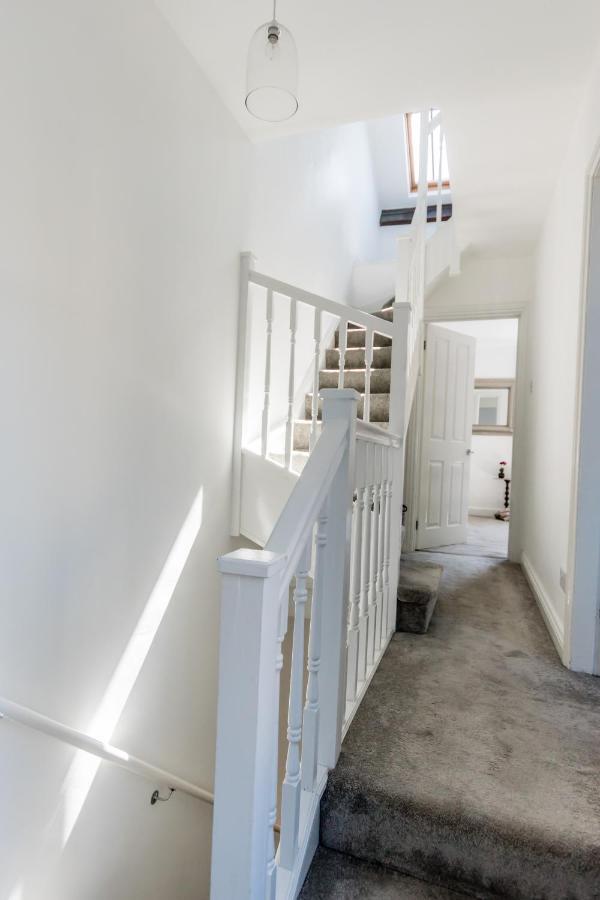 Вилла 48 Fairfax Street Йорк Экстерьер фото