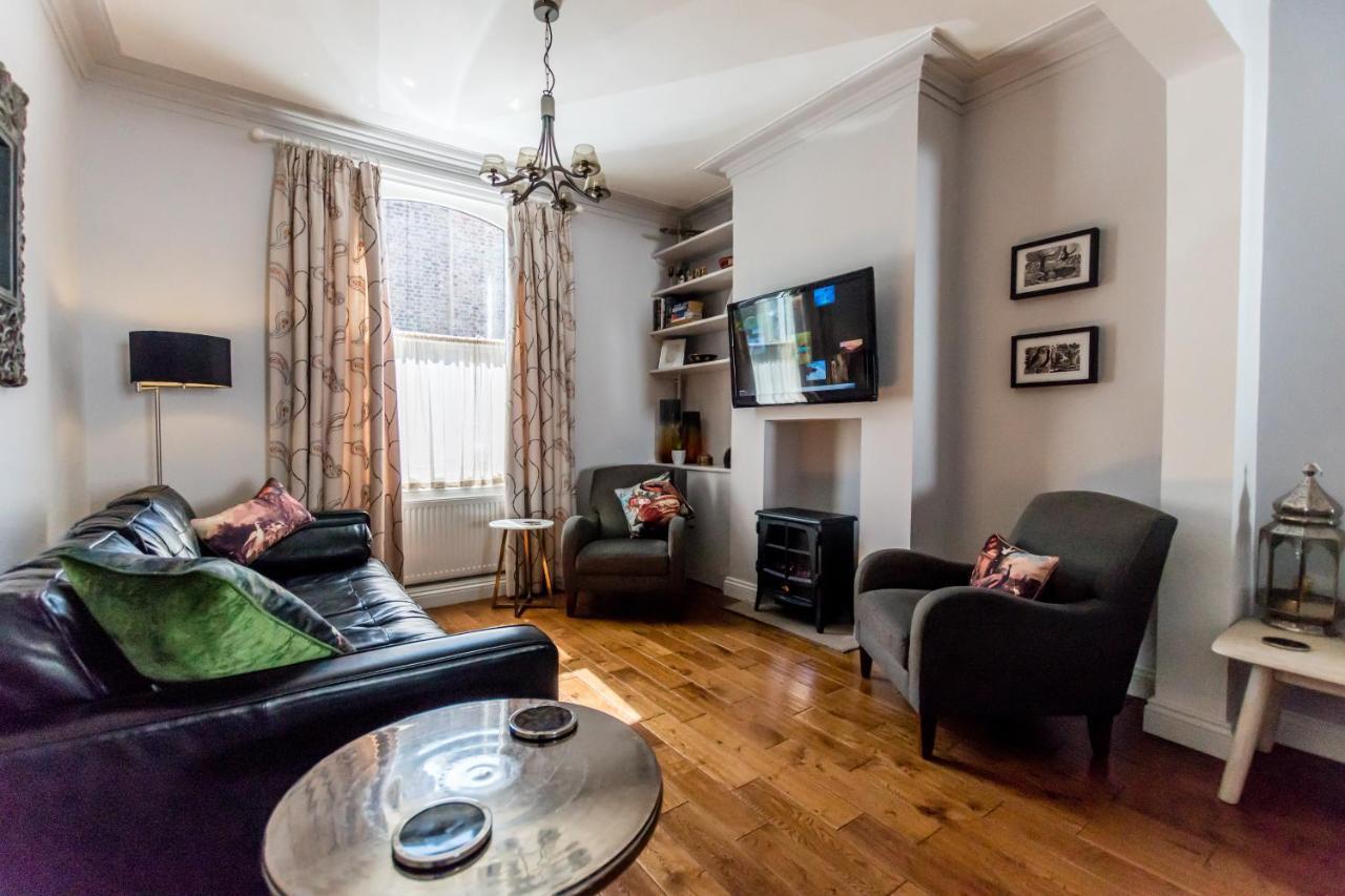 Вилла 48 Fairfax Street Йорк Экстерьер фото